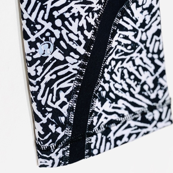 Lululemon Capri Tights - Picture 3 of 4